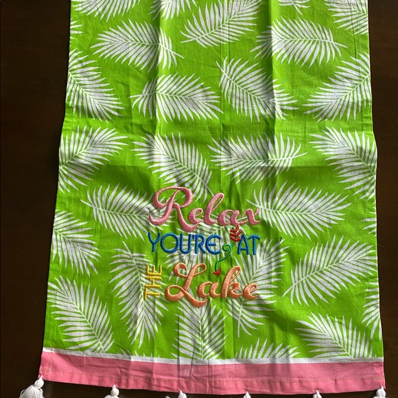 Embroidered Towel - Picture 2 of 5